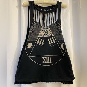 Illuminati graphic muscle tee